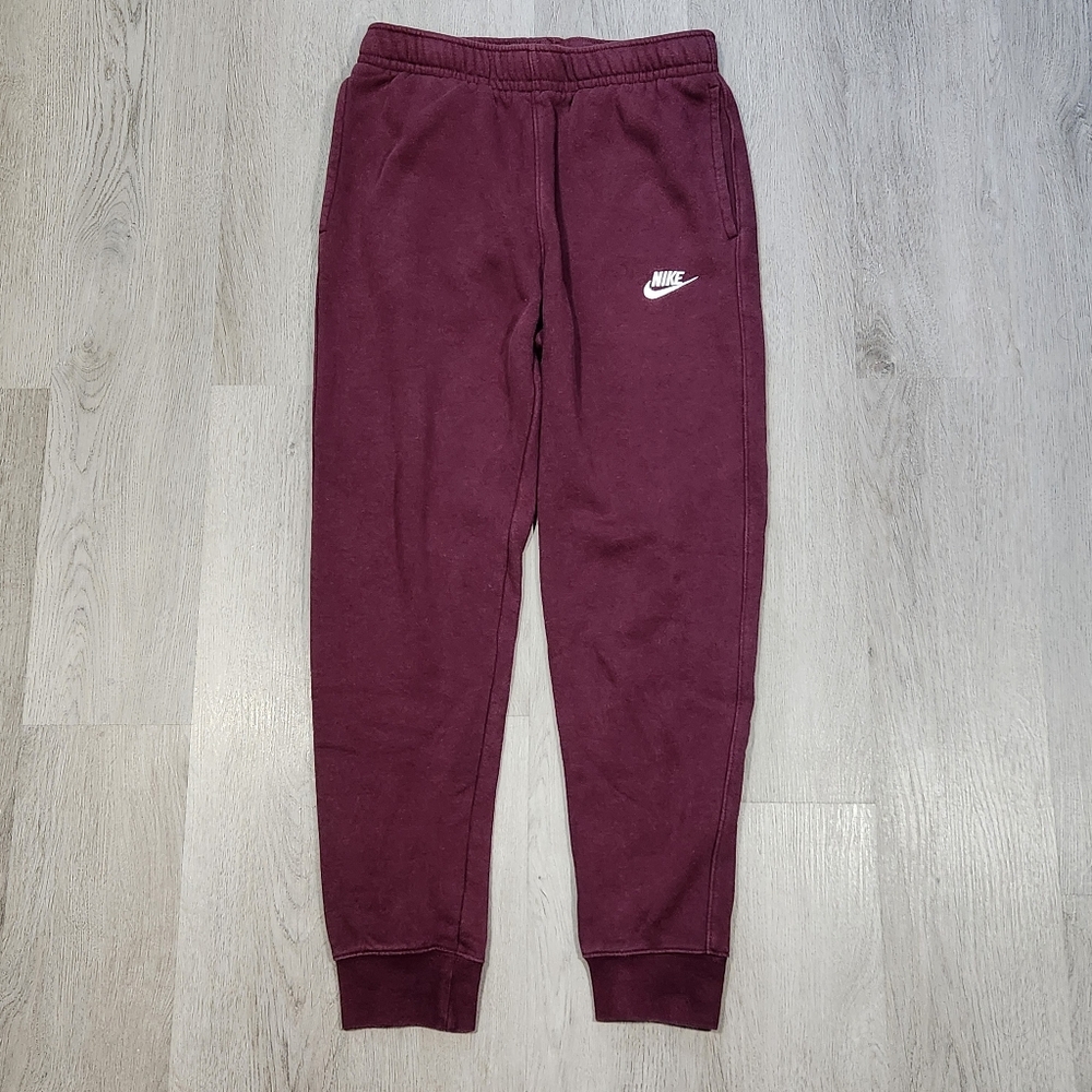 Nike Sportswear Club Fleece Joggers Men Small Slim Maroon Red Tapered 25" Pants